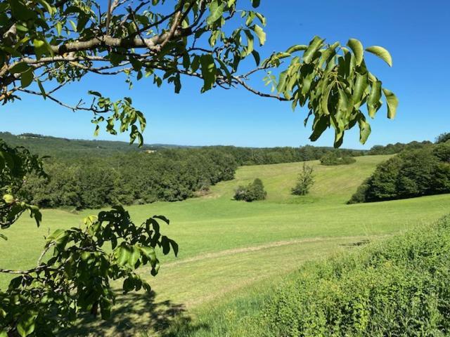 فيلا Domaine De Cazal - Gite 2 Pers Avec Piscine Au Coeur De 26 Hectares De Nature Preservee سان-سيبريان المظهر الخارجي الصورة